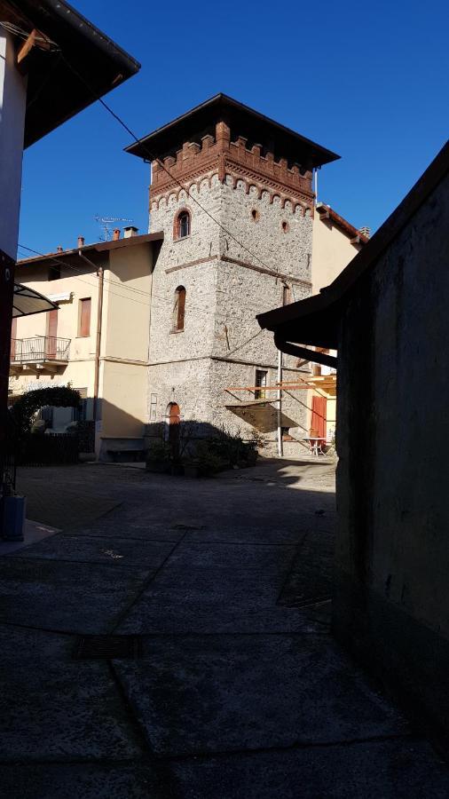 Apartamento Il Torrino Golasecca Exterior foto